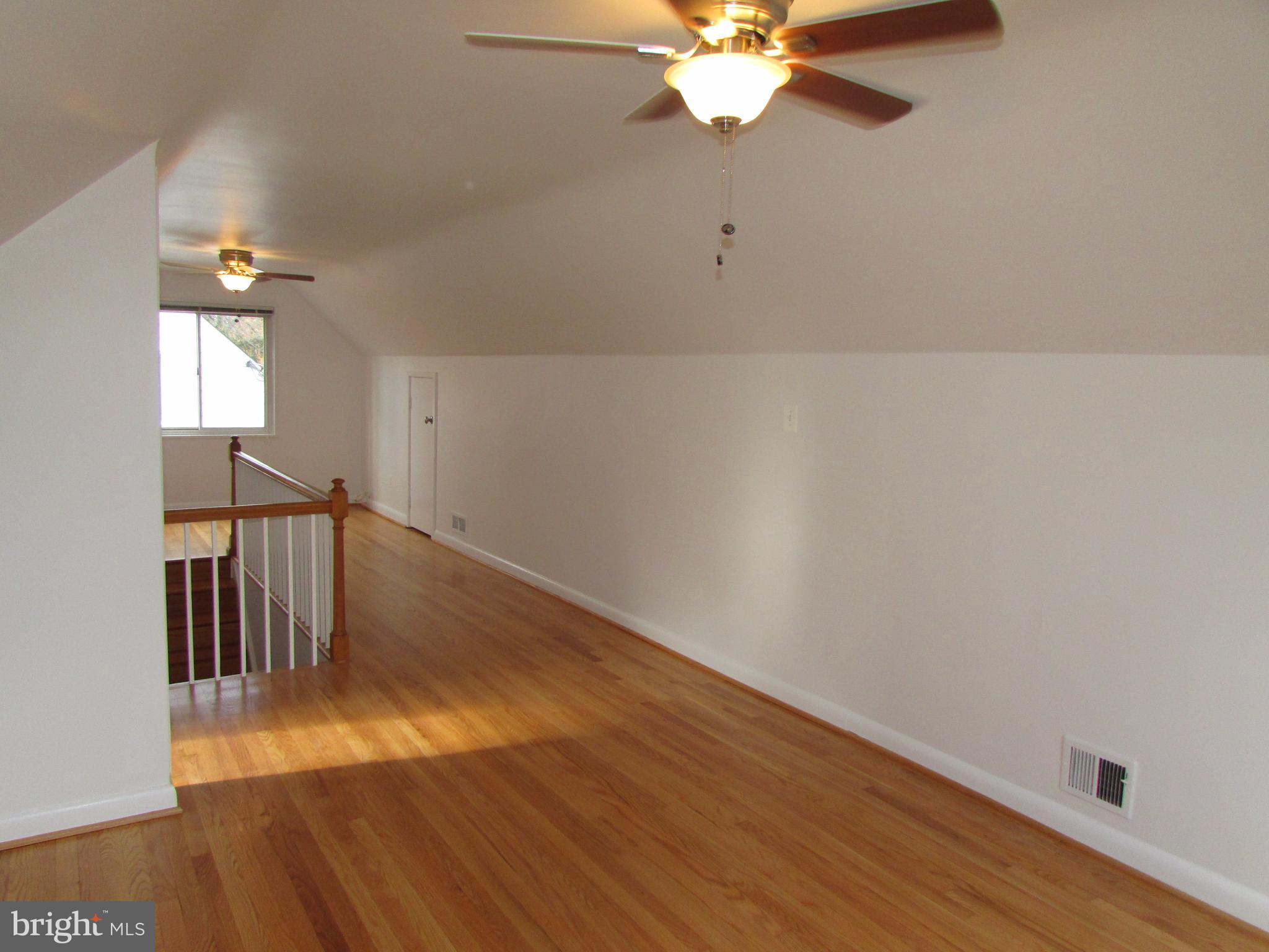 3918 Weller Road Silver Spring, MD 20906 - Photo 15 of 30 Upper level master suite