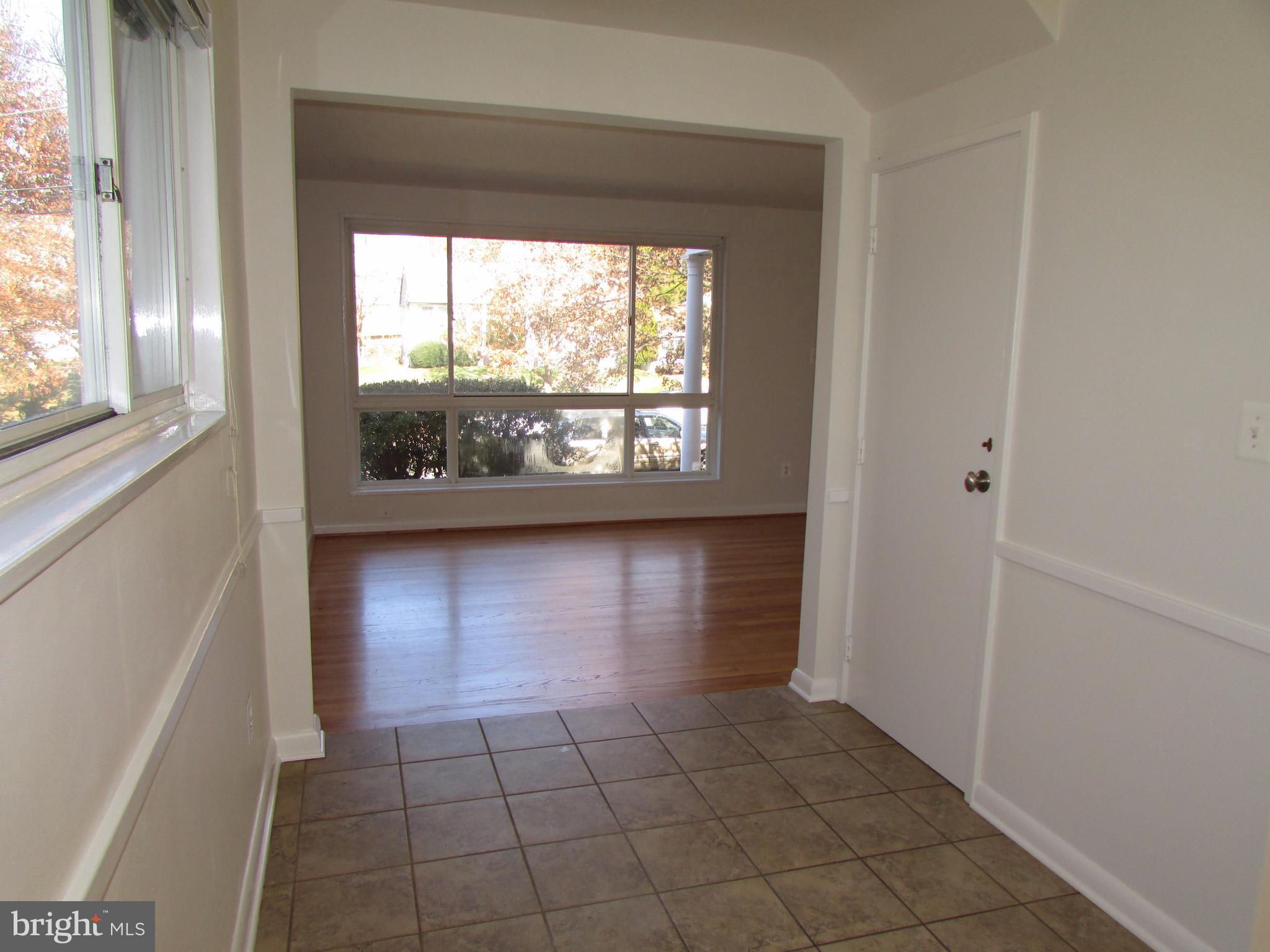 3918 Weller Road Silver Spring, MD 20906 - Photo 7 of 30 Dining Room with ceramic tile