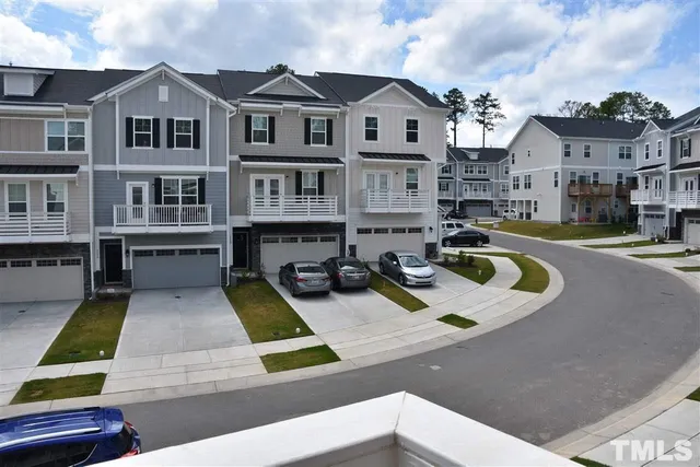 $2,025 | 2231 Chattering Lory Lane, Apex, NC 27502