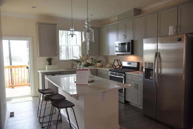 $2,025 | 2231 Chattering Lory Lane, Apex, NC 27502