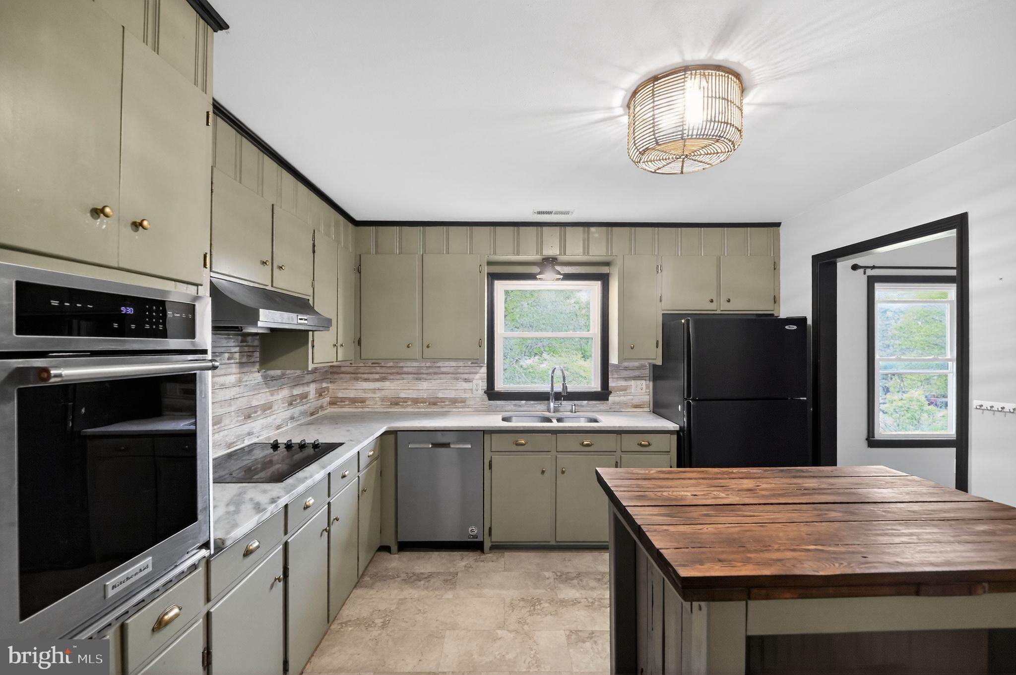 512 Round Hill Road Boston, VA 22713 - Photo 6 of 13 Kitchen
