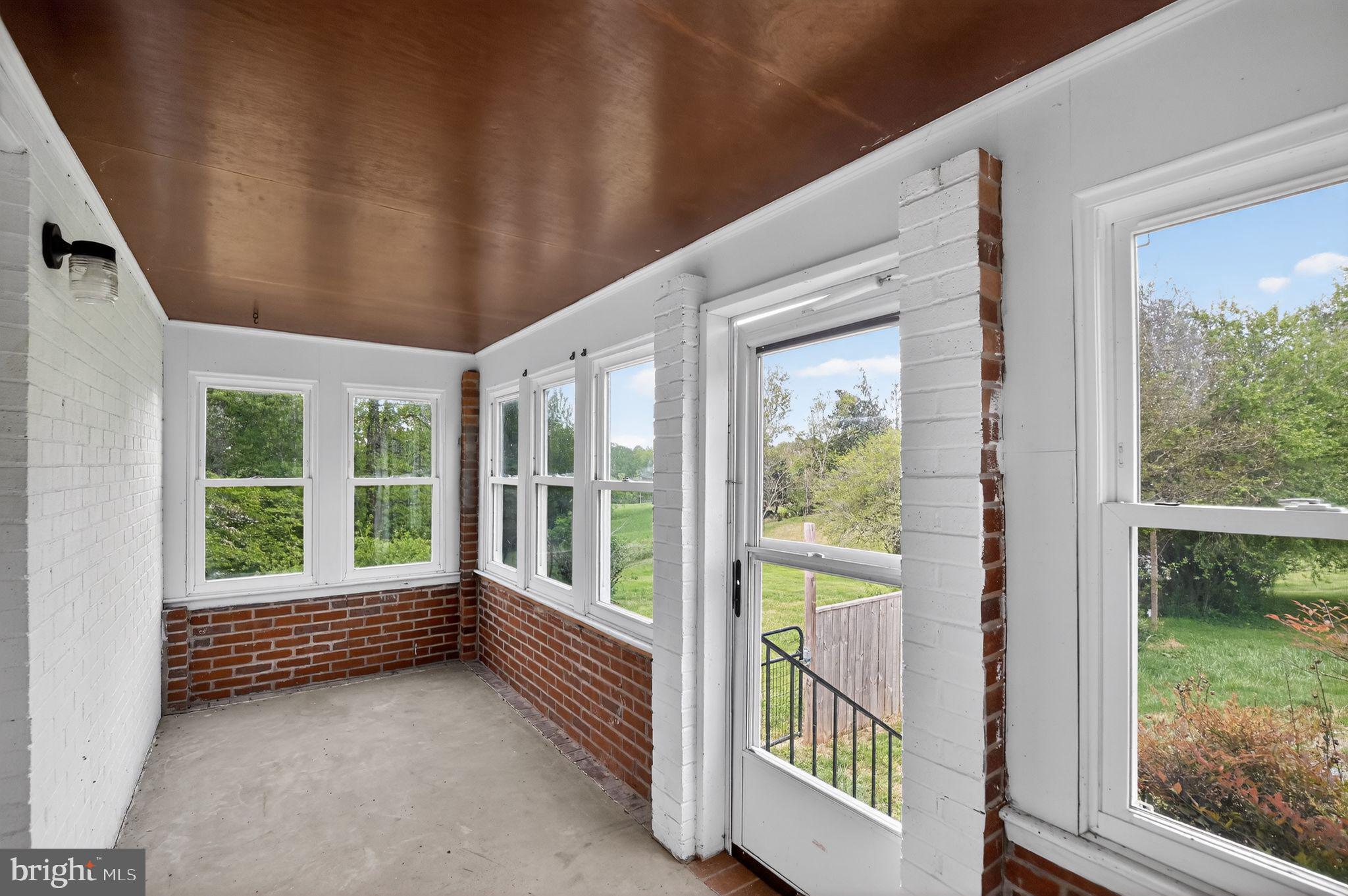 512 Round Hill Road Boston, VA 22713 - Photo 9 of 13 Side Porch