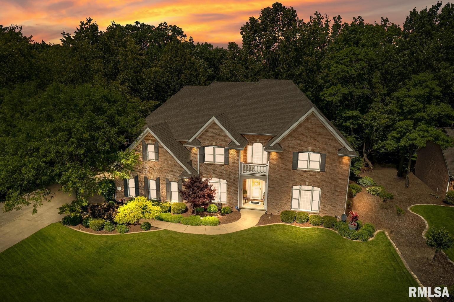 70 Diamond Point Morton, IL 61550 - Photo 1 of 69