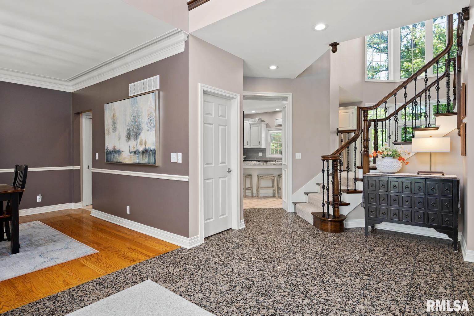 70 Diamond Point Morton, IL 61550 - Photo 11 of 69