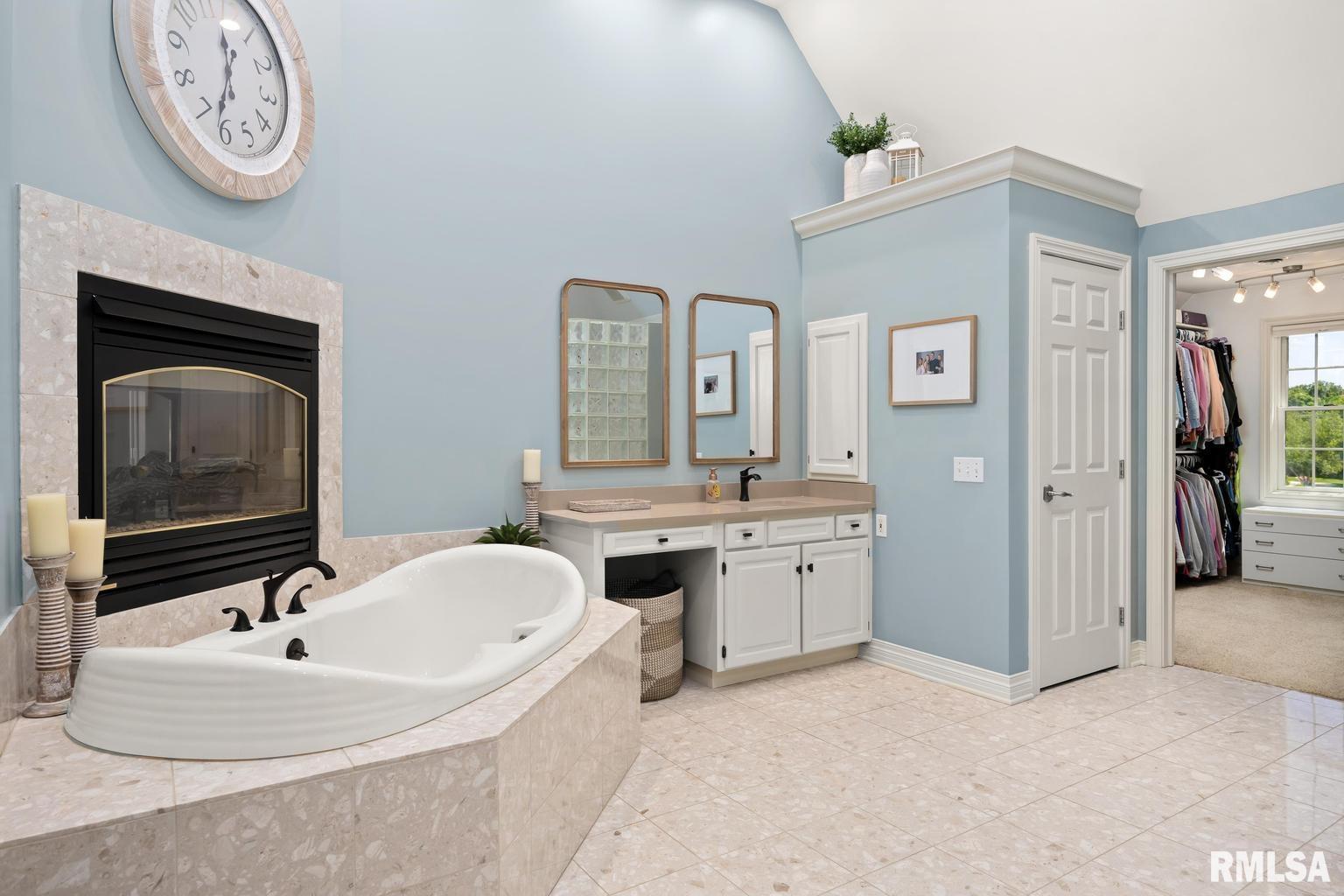 70 Diamond Point Morton, IL 61550 - Photo 33 of 69