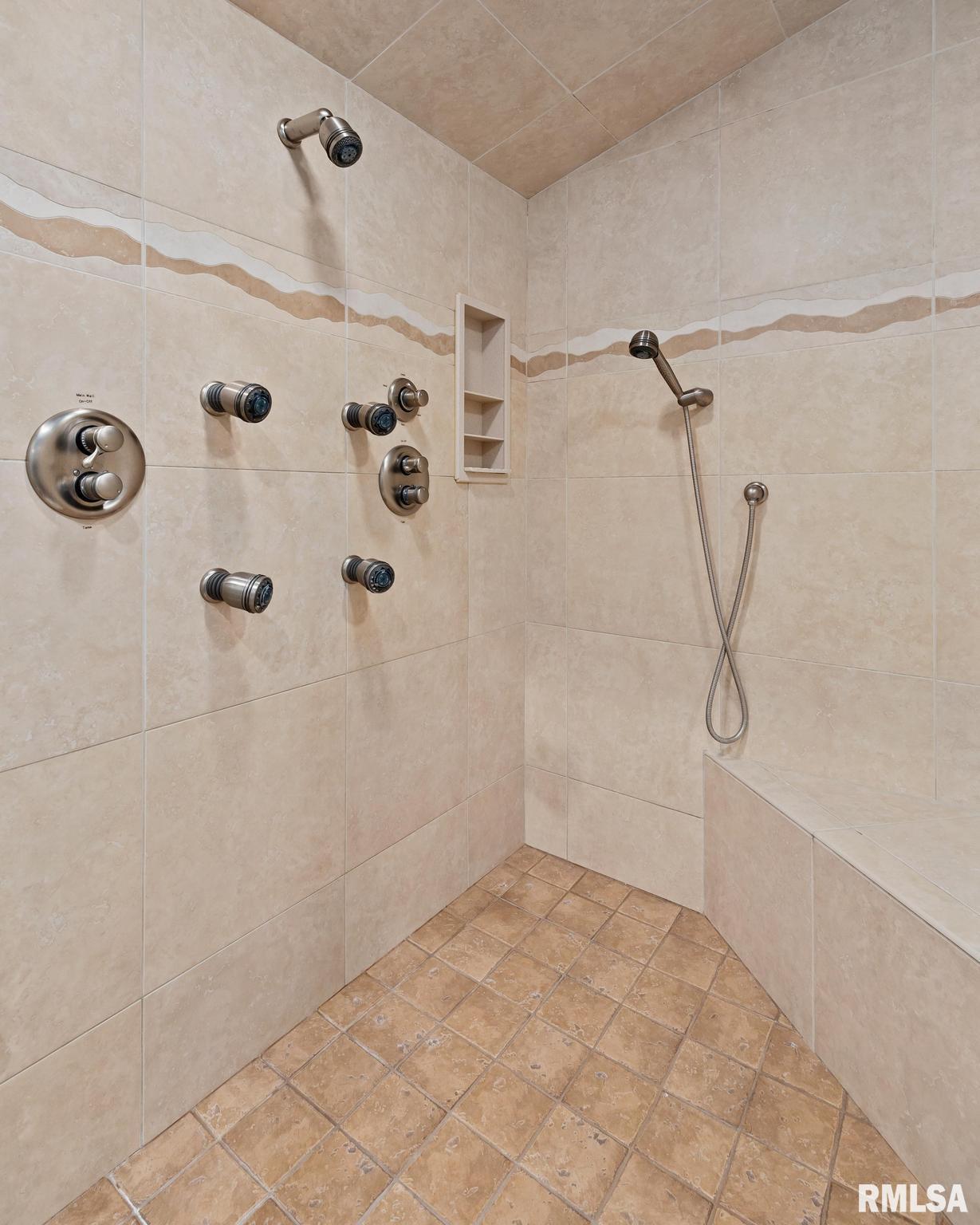 70 Diamond Point Morton, IL 61550 - Photo 53 of 69