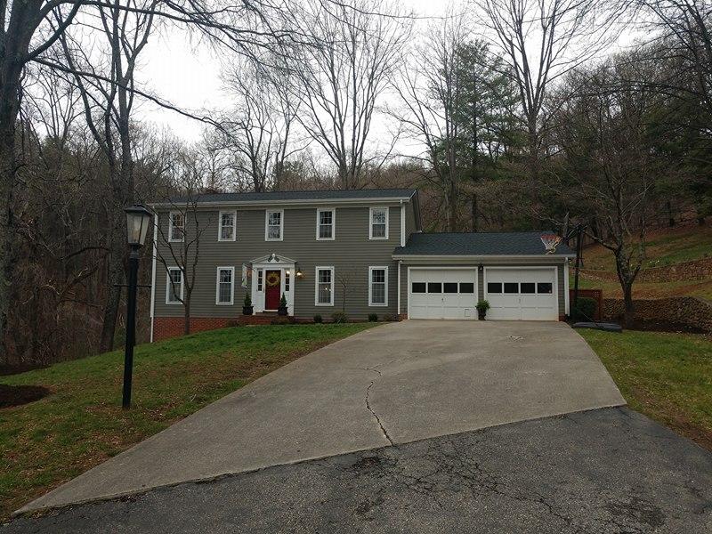 6636 Old Farm Road Roanoke, VA 24018 - Photo 1 of 1 6636 Old Farm