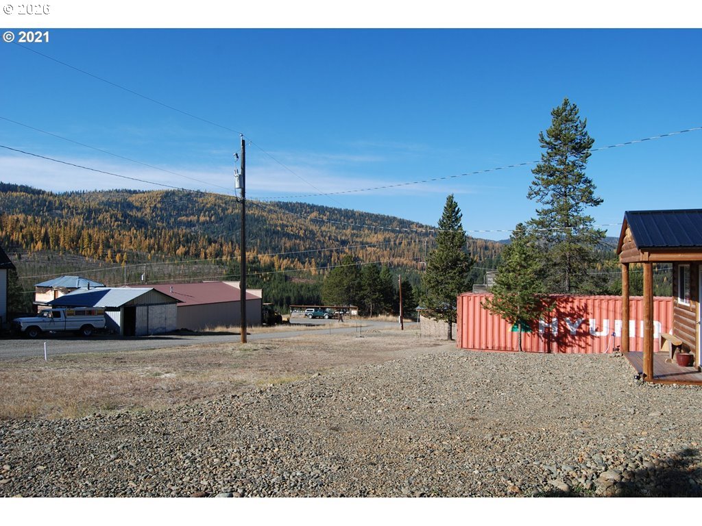 1442 Center Street Sumpter, OR 97877 - Photo 9 of 13 a view of outdoor space with seating area