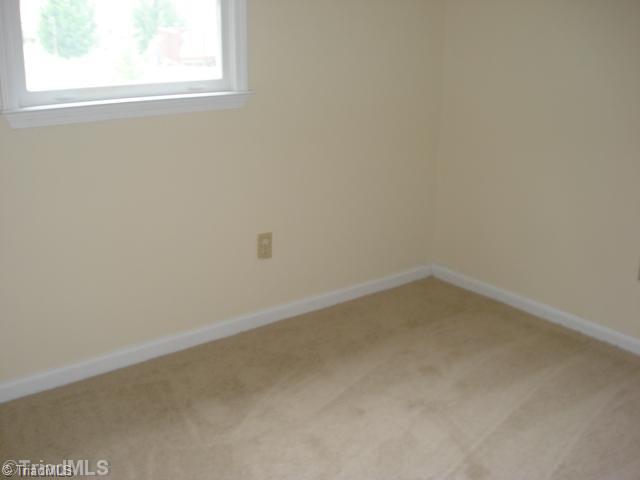 602 Kelly Road Greensboro, NC 27401 - Photo 7 of 10 3rd Bedroom.