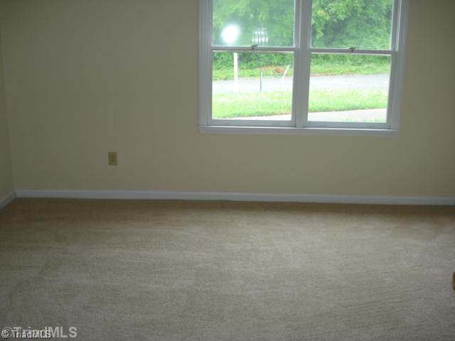602 Kelly Road Greensboro, NC 27401 - Photo 8 of 10 4th Bedroom.