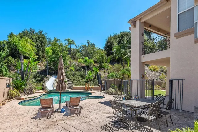 front view of house with a yard