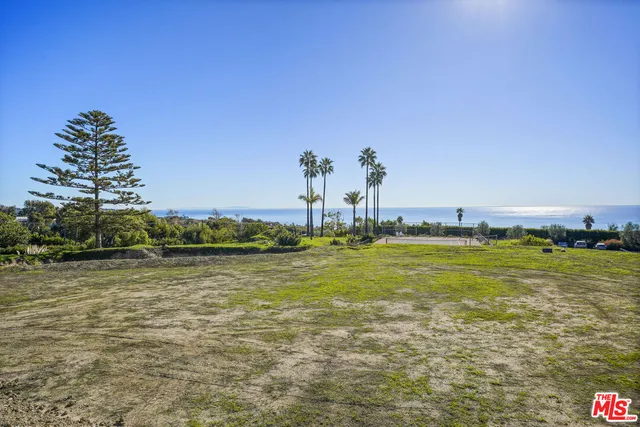 $5,995,000 | 5909 Philip Avenue, Malibu, CA 90265