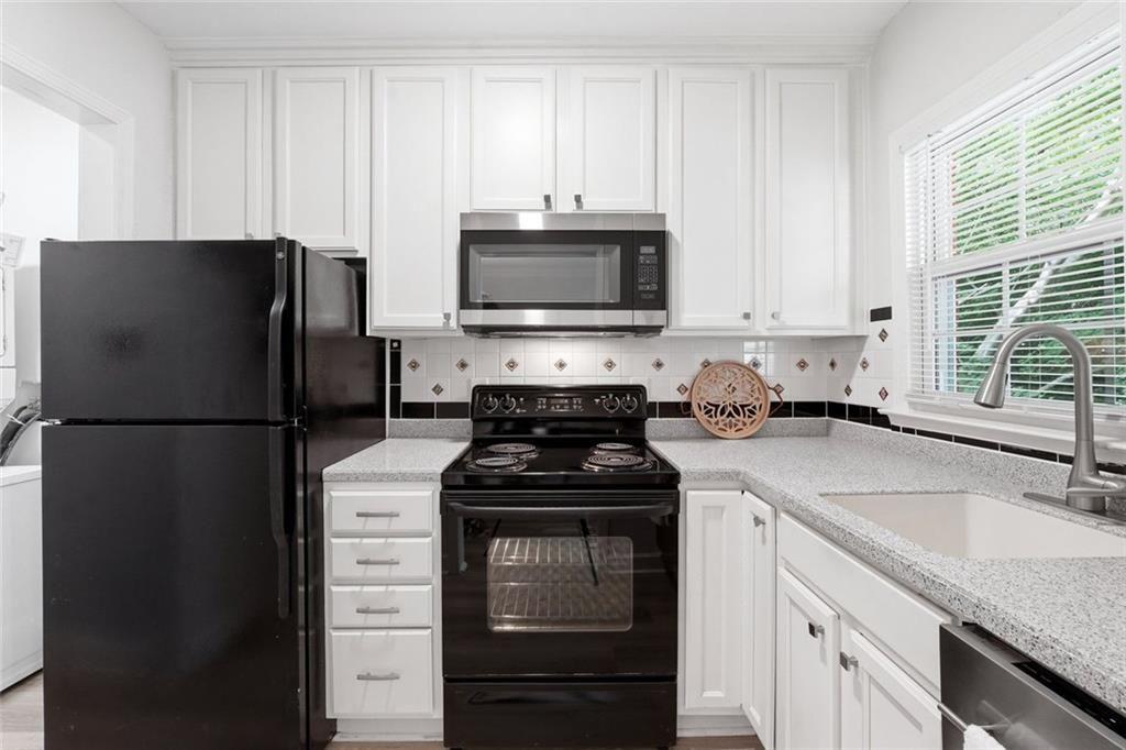 2355 Henderson Mill Road, Unit 4 Atlanta, GA 30345 - Photo 8 of 21