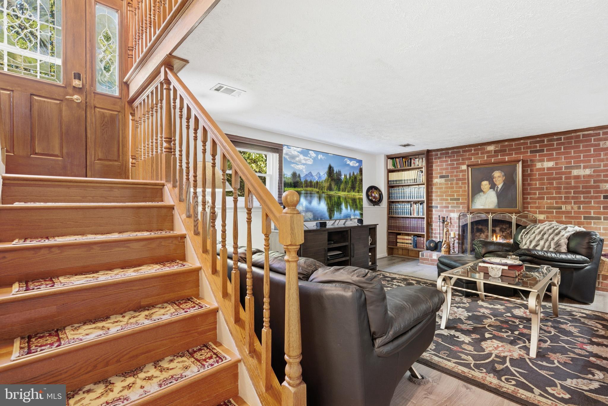 6320 Josephine Road Waldorf, MD 20601 - Photo 30 of 64 Lower level split foyer