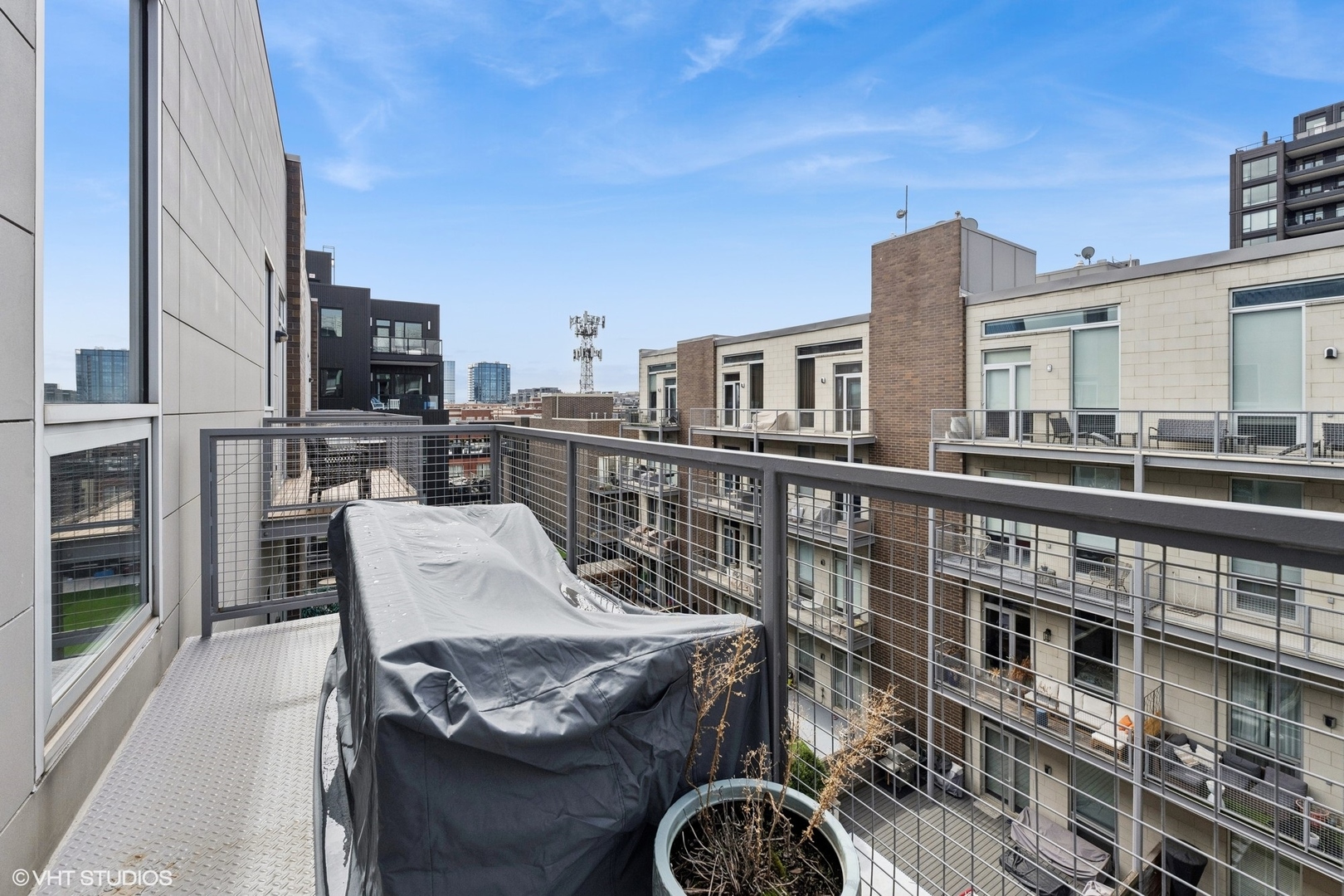 20 North Carpenter Street, Unit PHS Chicago, IL 60607 - Photo 17 of 31