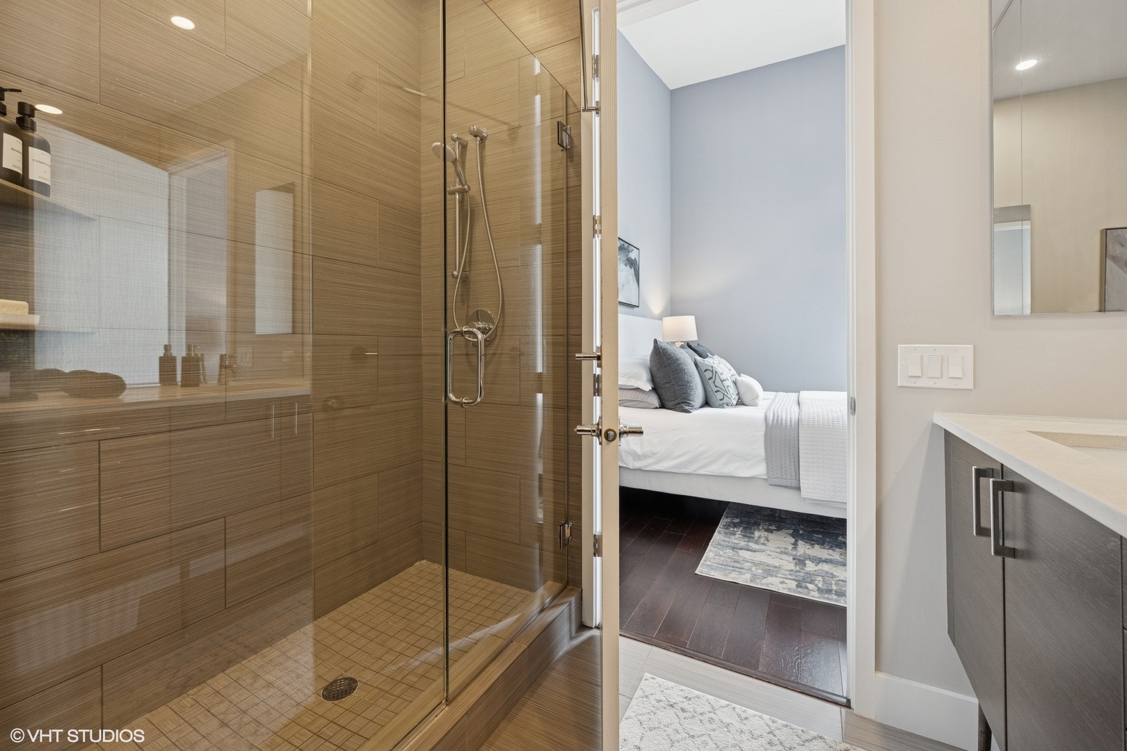 20 North Carpenter Street, Unit PHS Chicago, IL 60607 - Photo 19 of 31