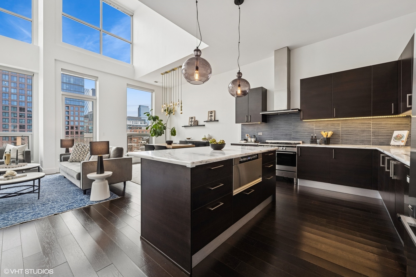 20 North Carpenter Street, Unit PHS Chicago, IL 60607 - Photo 3 of 31