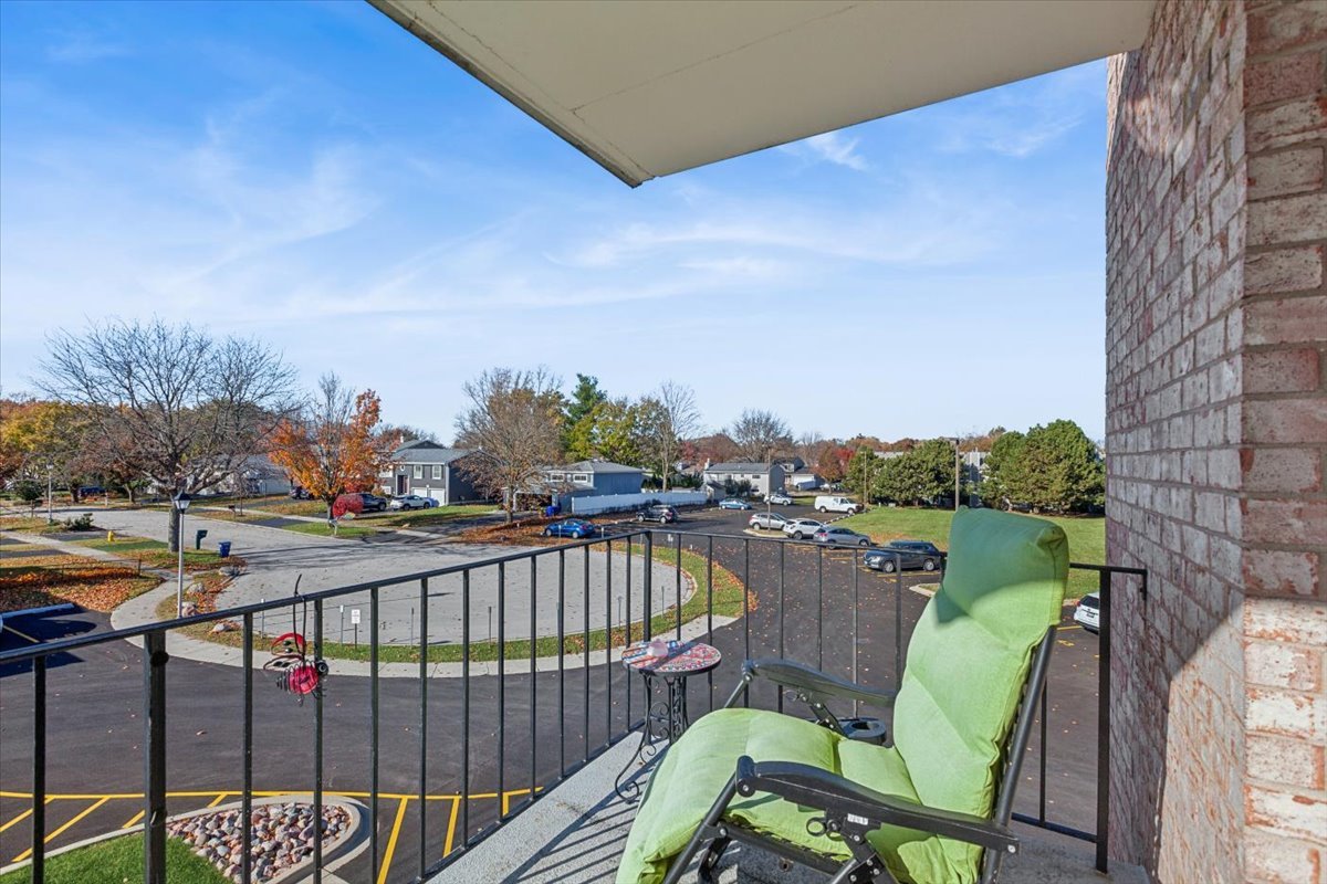 1000 South Lorraine Road, Unit 315 Wheaton, IL 60189 - Photo 12 of 16