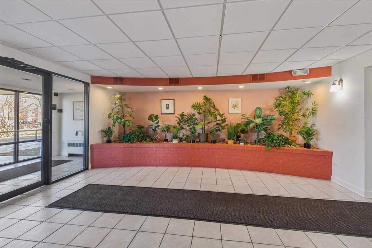 1000 South Lorraine Road, Unit 315 Wheaton, IL 60189 - Photo 15 of 16