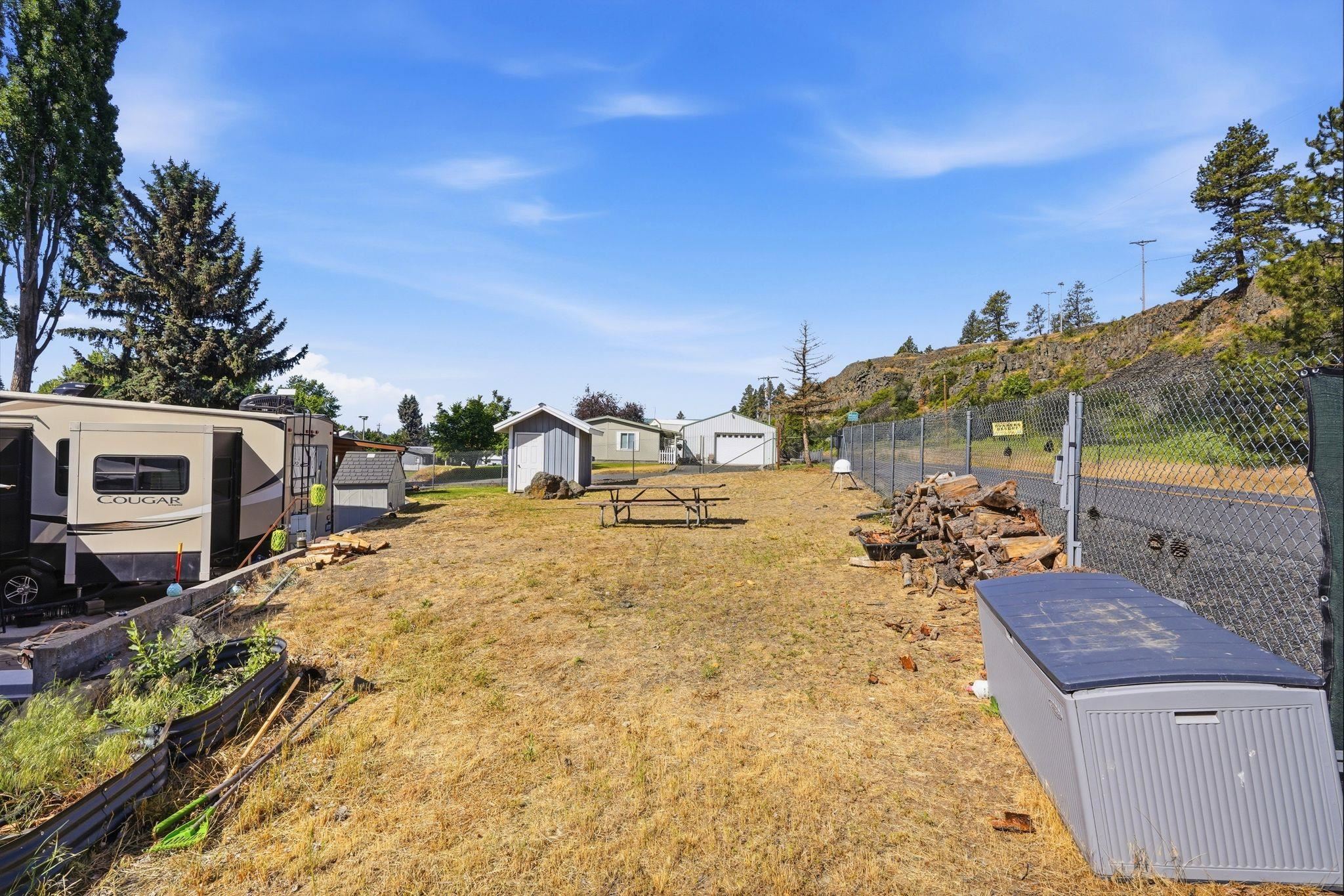 18617 West Williams Lake Road, Unit 33 Cheney, WA 99004 - Photo 25 of 31