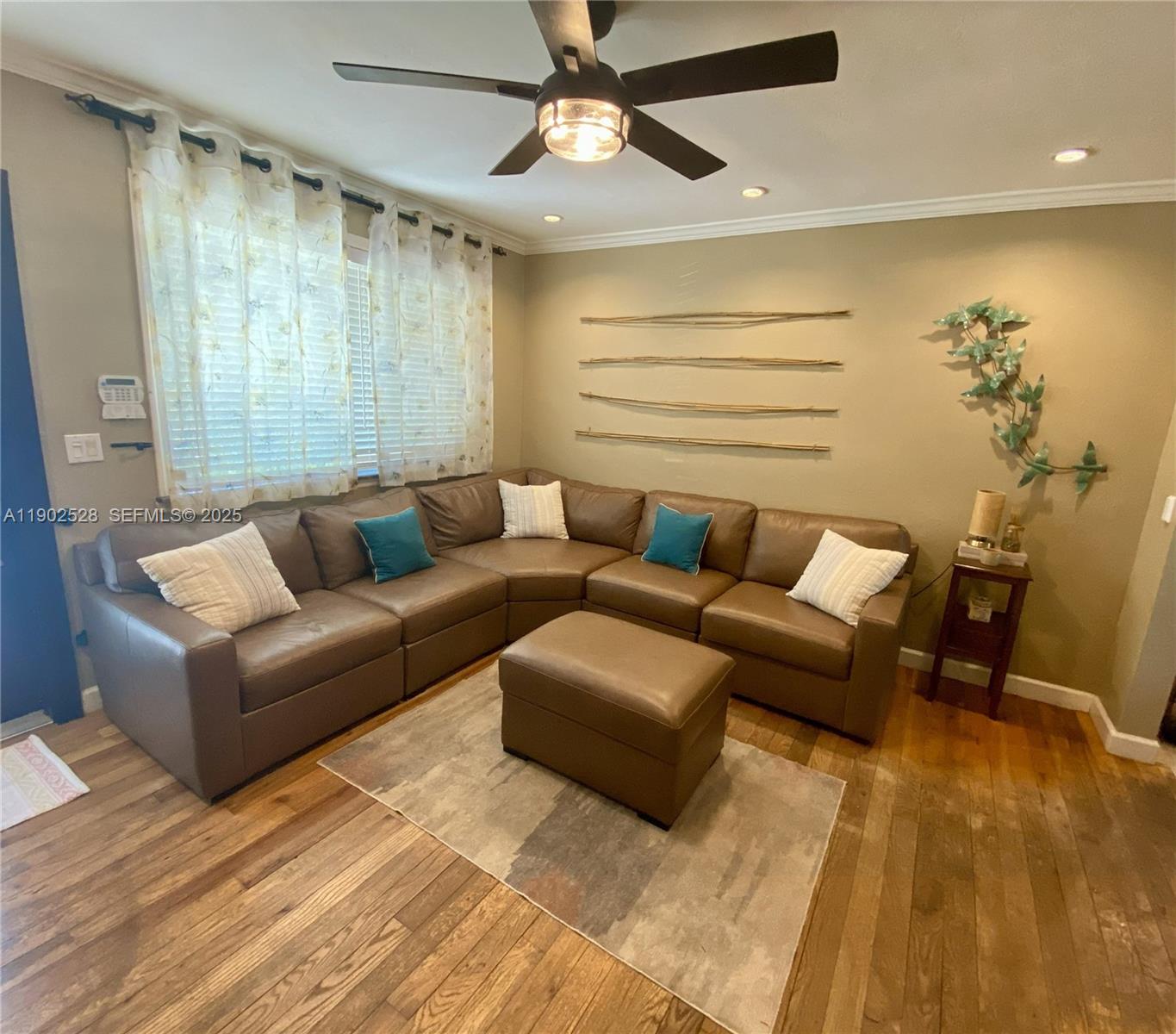 5935 Southwest 42nd Street Miami, FL 33155 - Photo 15 of 42