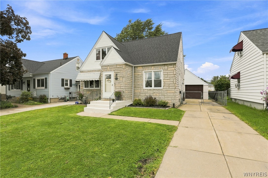 67 June Road Tonawanda, NY 14217 - Photo 2 of 47 Gallery Image 2