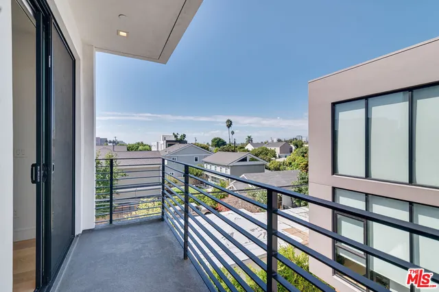 $11,500 | 11347 Mississippi Avenue, Los Angeles, CA 90025