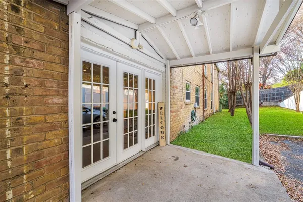 $215,000 | 6032 Westridge Lane, Unit 211, Fort Worth, TX 76116