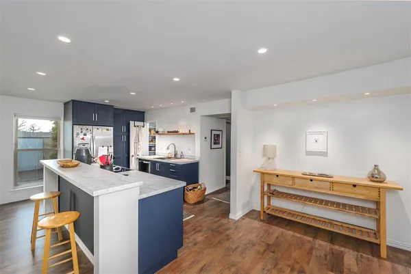 $215,000 | 6032 Westridge Lane, Unit 211, Fort Worth, TX 76116