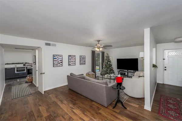 $215,000 | 6032 Westridge Lane, Unit 211, Fort Worth, TX 76116