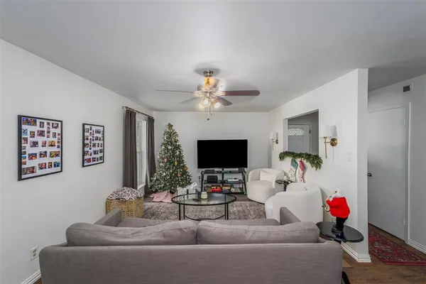$215,000 | 6032 Westridge Lane, Unit 211, Fort Worth, TX 76116