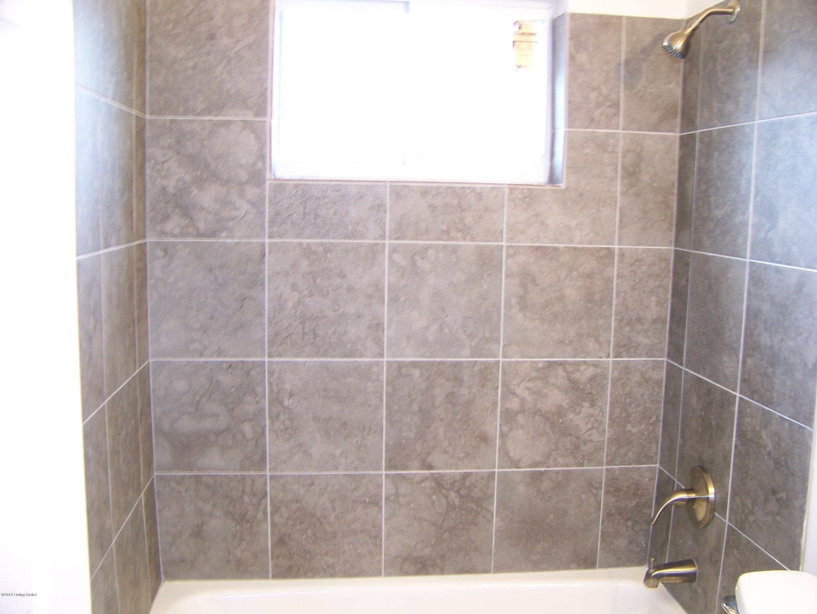 7544 3rd Street Road Louisville, KY 40214 - Photo 10 of 31 100_6903