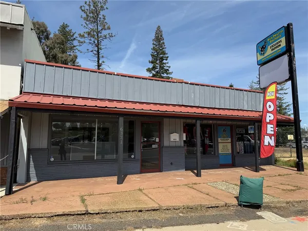 $935 | 6331 Skyway, Paradise, CA 95969