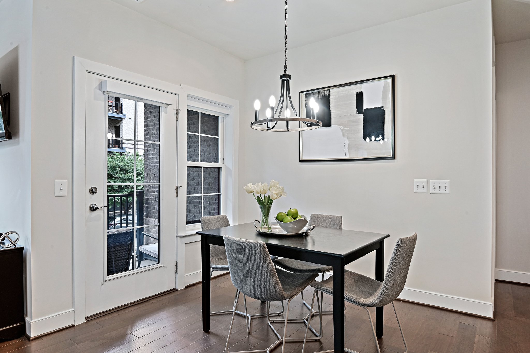 2320 Field Point Road, Unit 4102 Herndon, VA 20171 - Photo 12 of 39 a dining room with furniture and window