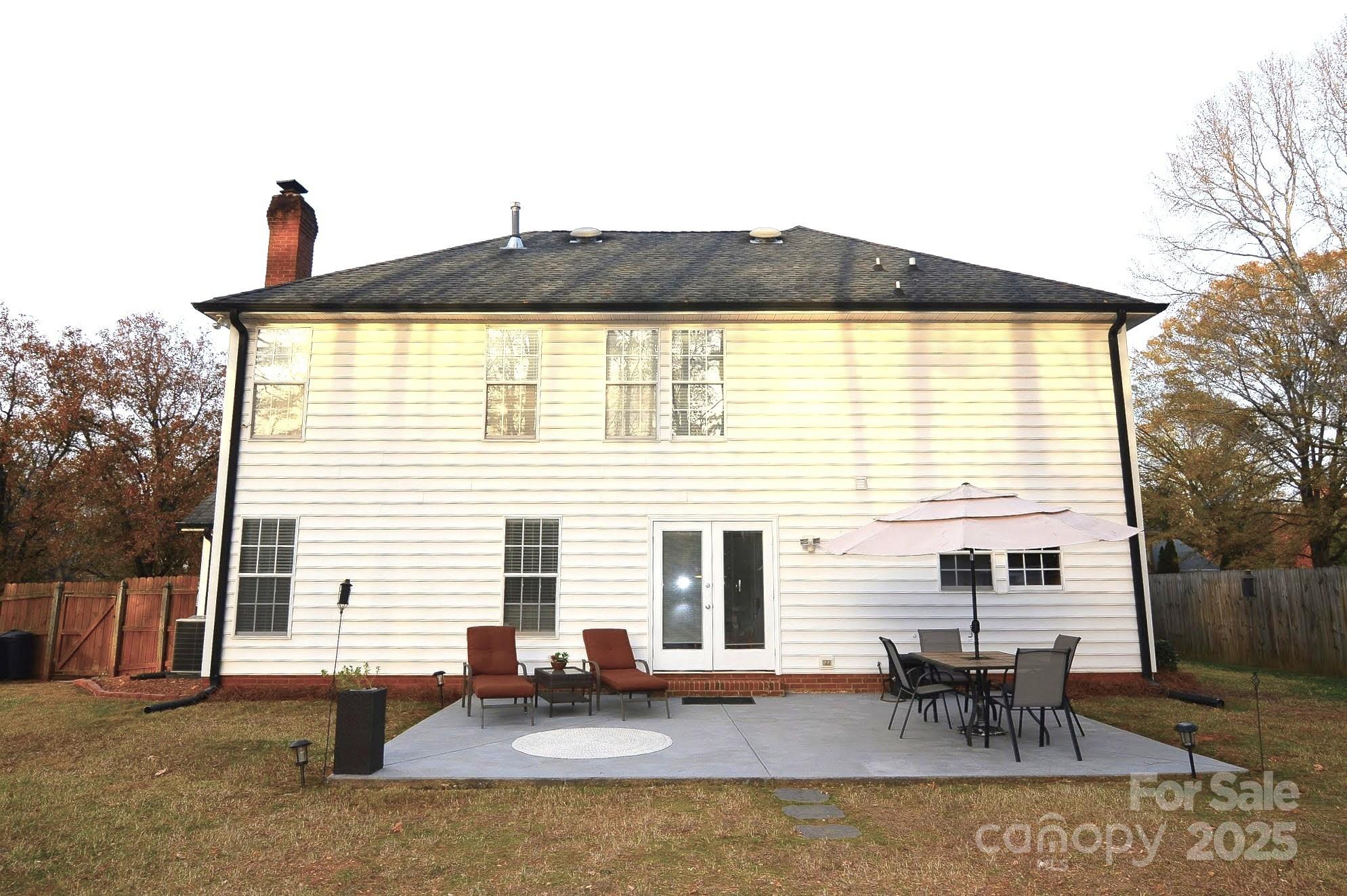 12112 Woodbend Drive Matthews, NC 28105 - Photo 38 of 47