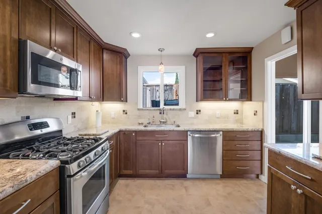 $1,675,000 | 1401-1403 Cary Avenue, San Mateo, CA 94401