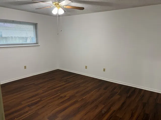 $2,000 | 10423 Huntington View Drive, Houston, TX 77099