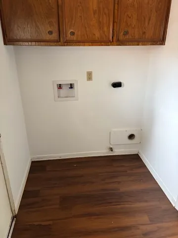 $2,000 | 10423 Huntington View Drive, Houston, TX 77099