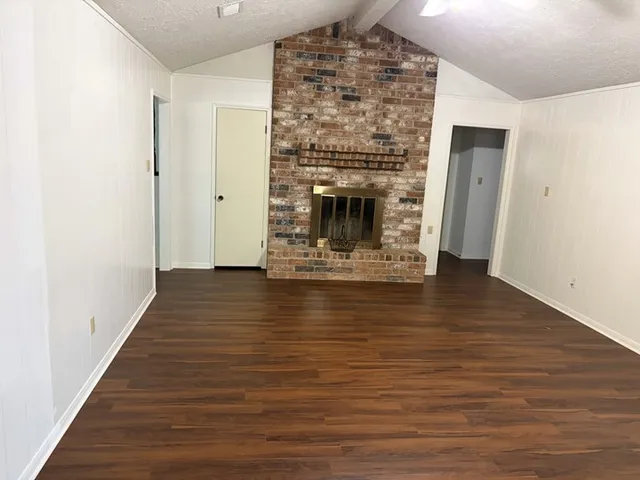 $2,000 | 10423 Huntington View Drive, Houston, TX 77099