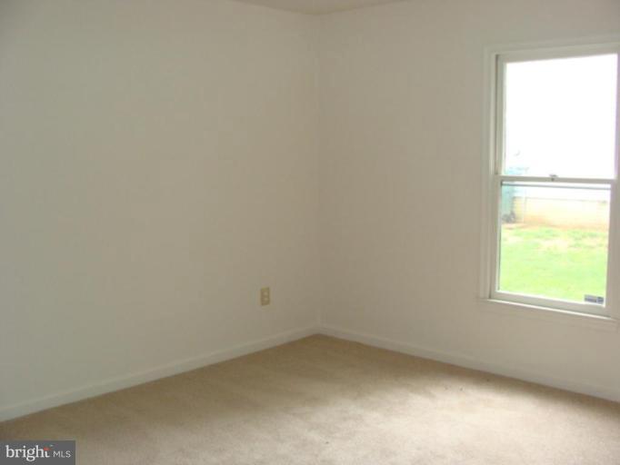 18244 Old Triangle Road Triangle, VA 22172 - Photo 13 of 15 Bedroom #2