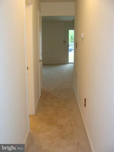 18244 Old Triangle Road Triangle, VA 22172 - Photo 15 of 15 Hallway