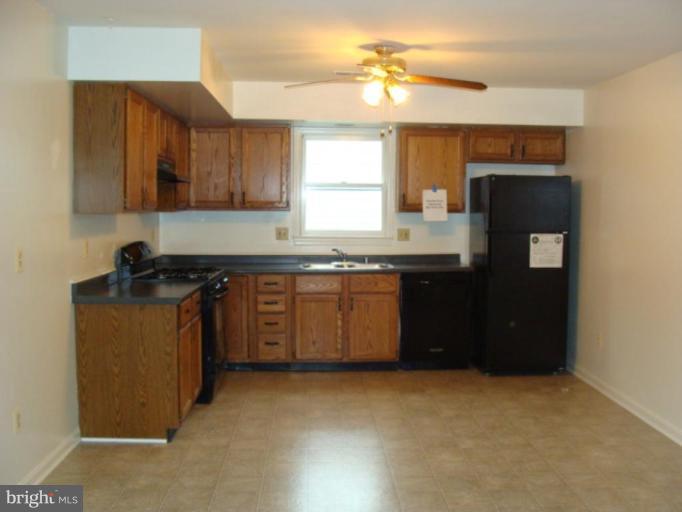 18244 Old Triangle Road Triangle, VA 22172 - Photo 5 of 15 Kitchen #2