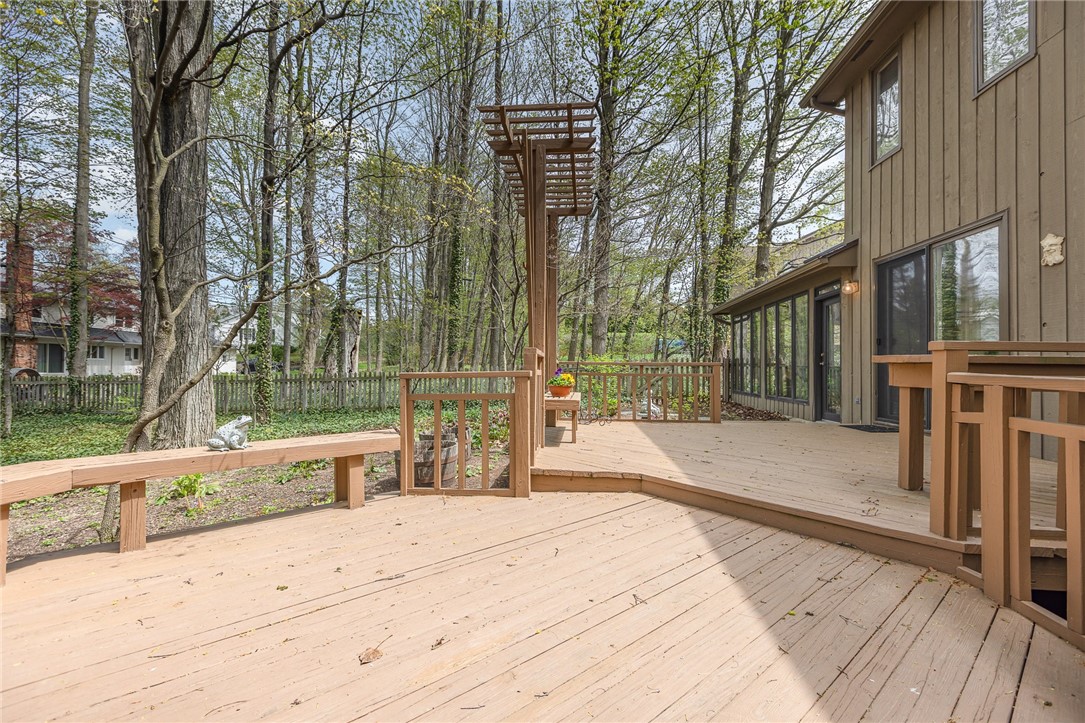 42 Split Rock Road Pittsford, NY 14534 - Photo 36 of 47 DECK