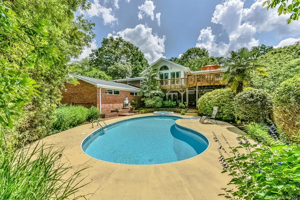 5216 Guildbrook Road Charlotte, NC 28226 - Photo 3 of 24 Gallery Image 3