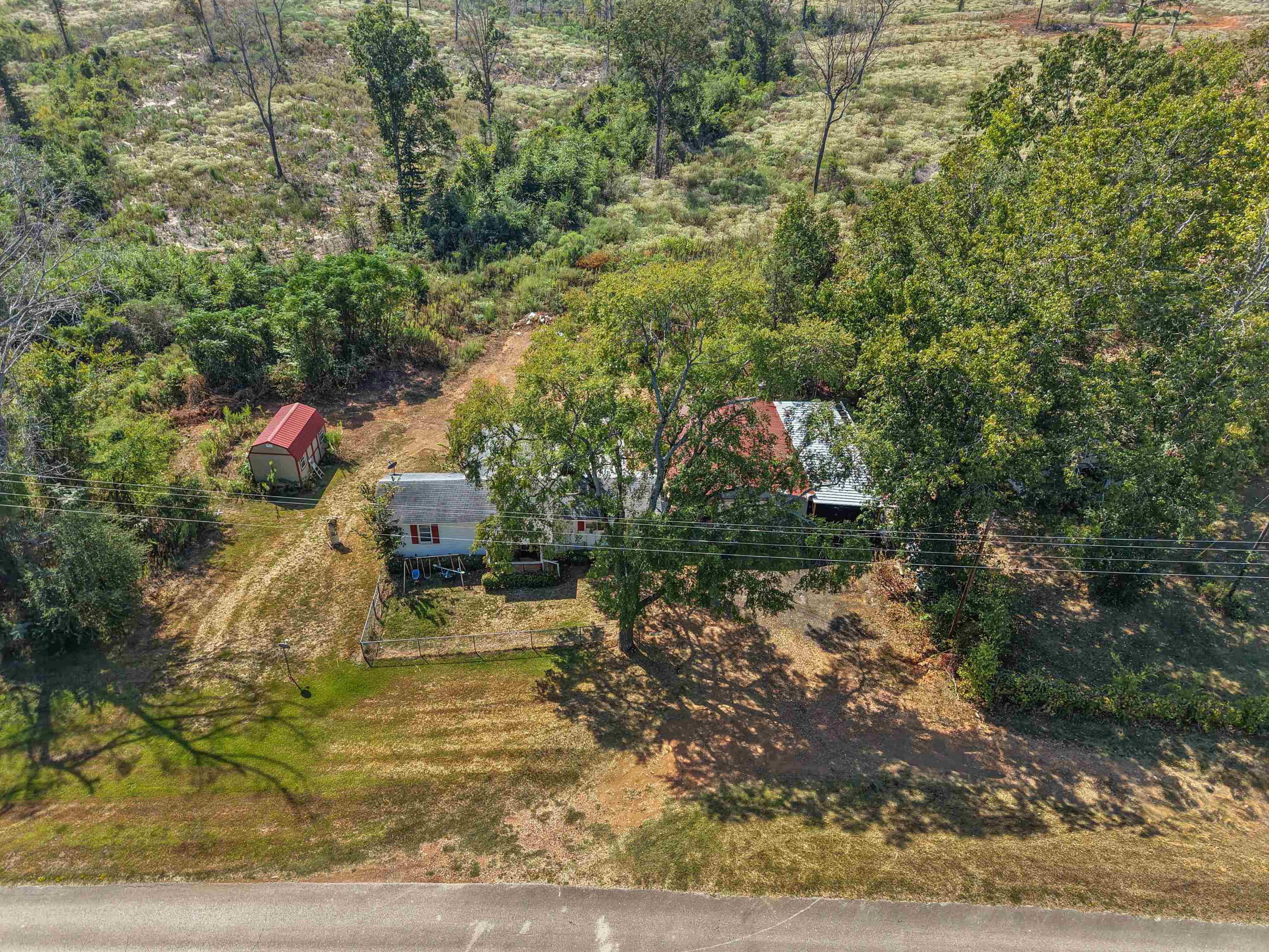 2975 Medlin Road Gilmer, TX 75645 - Photo 4 of 20 Gallery Image 4