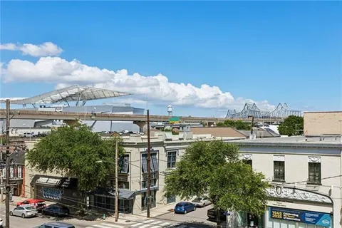 $229,000 | 1205 St Charles Avenue, Unit 403, New Orleans, LA 70130