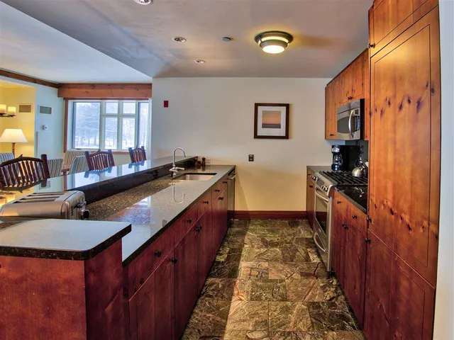 $99,000 | 7412 Mountain Road, Unit 212 #519, Stowe, VT 05672