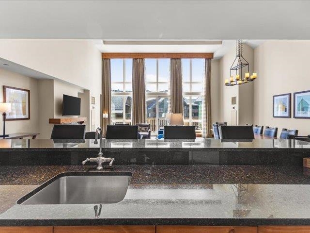 7412 Mountain Road, Unit 212 #519 Stowe, VT 05672 - Photo 21 of 57