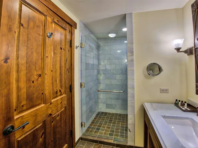 $99,000 | 7412 Mountain Road, Unit 212 #519, Stowe, VT 05672