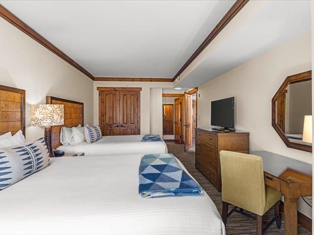 7412 Mountain Road, Unit 212 #519 Stowe, VT 05672 - Photo 31 of 57